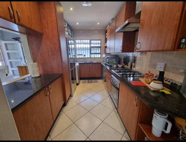 3 BEDROOM CLUSTER FOR SALE IN NEW REDRUTH